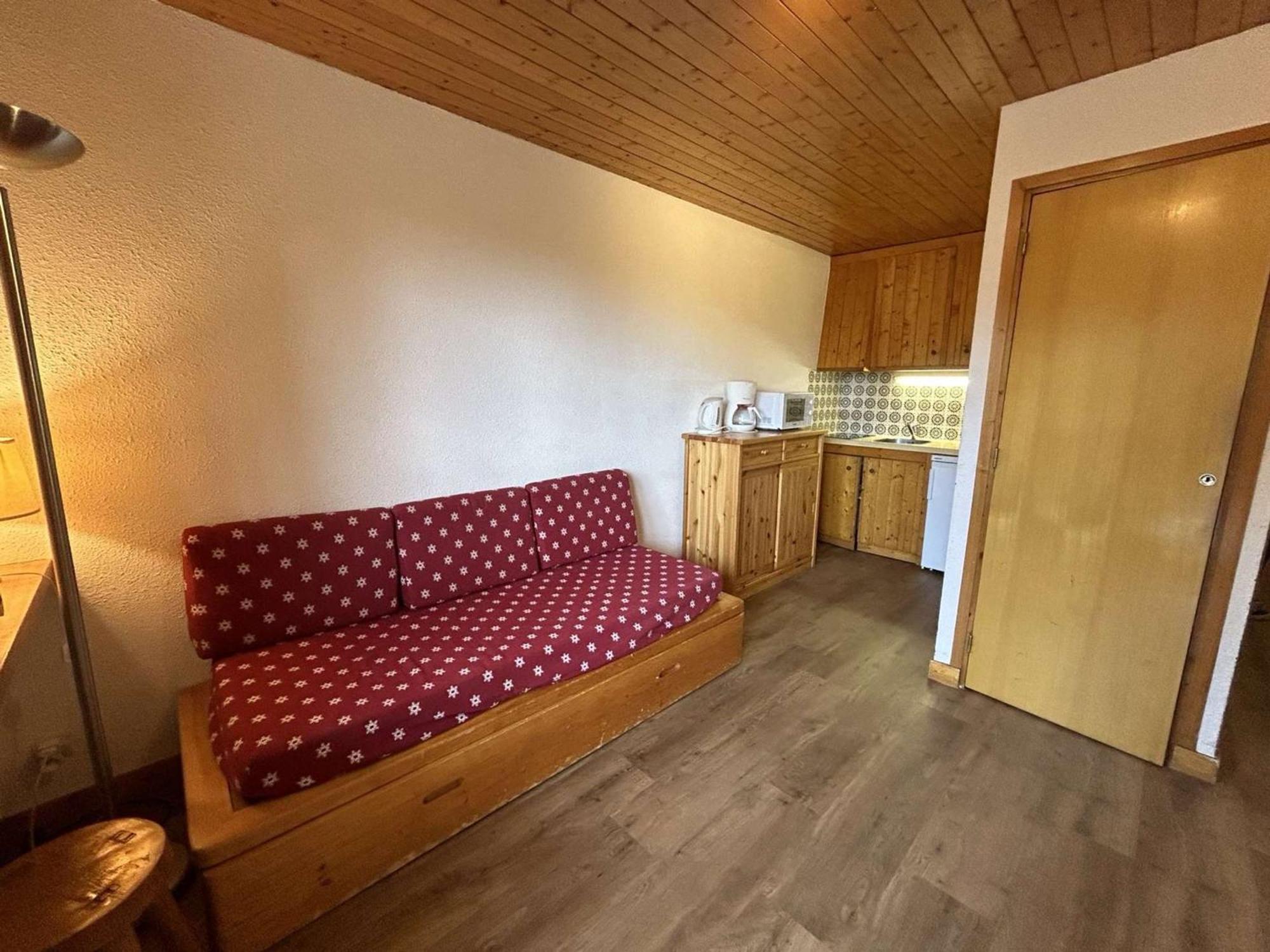 Studio 2/4 Pers, Acces Pistes Et Piscine, Proche Commerces, Meribel - Fr-1-180-297 Eksteriør bilde